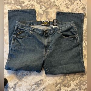 Ariat Blue Relaxed Fit Jeans with Classic Style 42x30